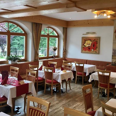 Hotel Metzgerwirt Кирхберг ин Тирол Екстериор снимка