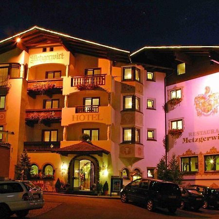 Hotel Metzgerwirt Кирхберг ин Тирол Екстериор снимка