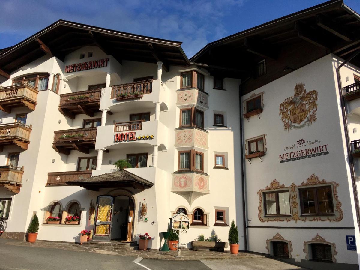 Hotel Metzgerwirt Кирхберг ин Тирол Екстериор снимка