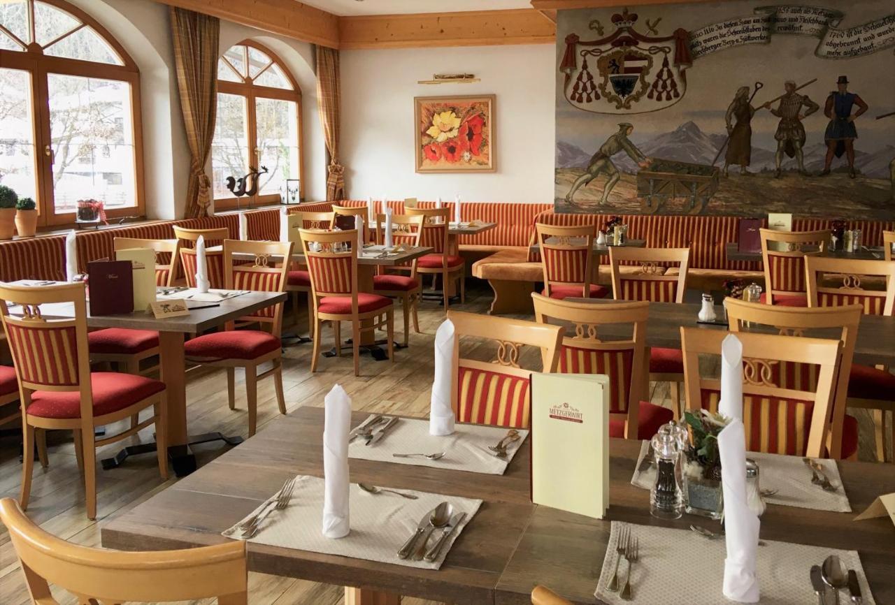 Hotel Metzgerwirt Кирхберг ин Тирол Екстериор снимка