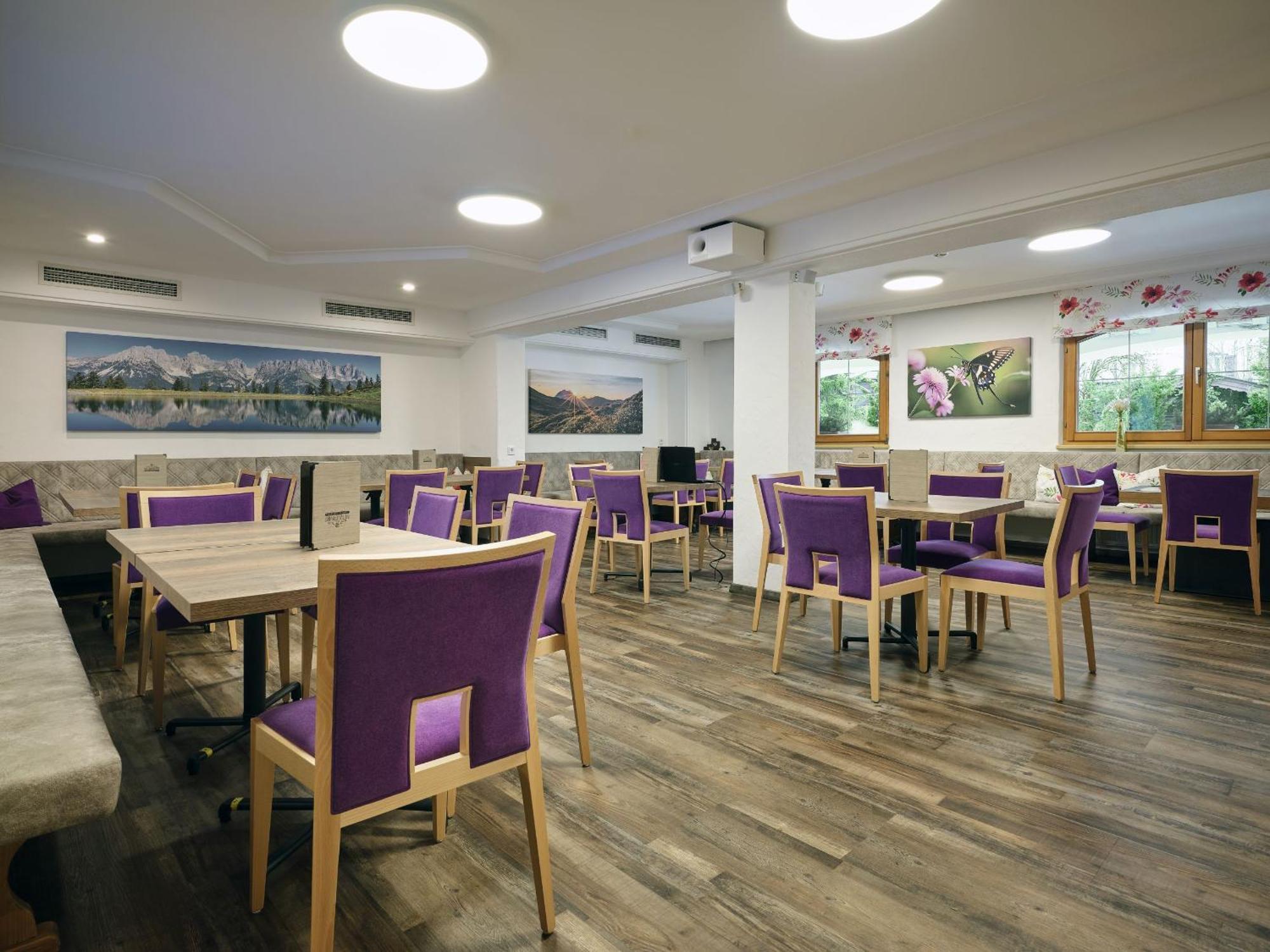 Hotel Metzgerwirt Кирхберг ин Тирол Екстериор снимка