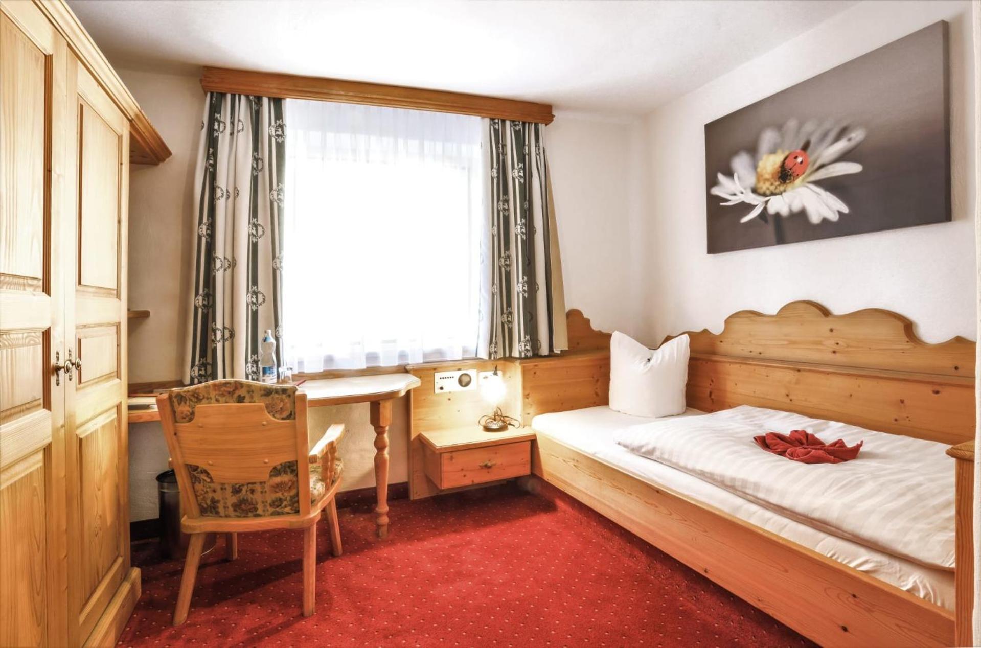 Hotel Metzgerwirt Кирхберг ин Тирол Екстериор снимка